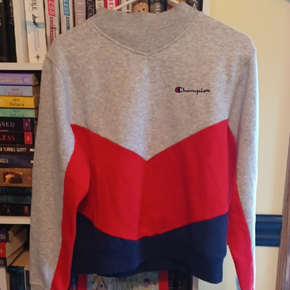 Champion Gray and Red Sweatshirt
